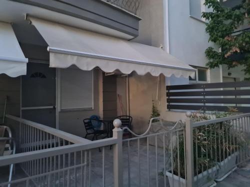 Makis Apartments Touzla