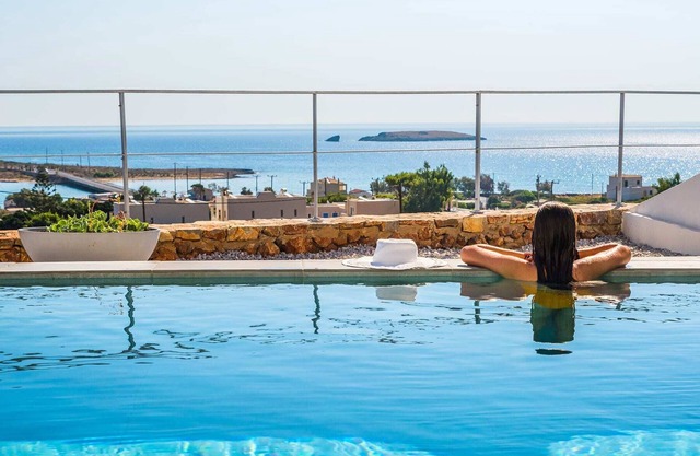 MakriKythera Luxury Suites - Private Pool Nest
