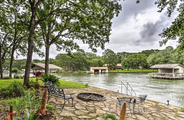 Star Harbor Lake House w / Dock, cubierta y 2 ascensores para barcos