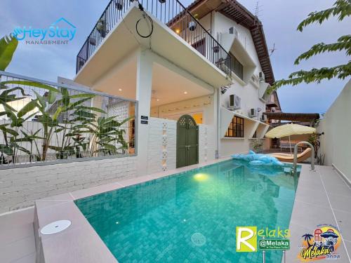 MalayaVilla 5R3B16Pax PrivatePool Karaok PlayGround