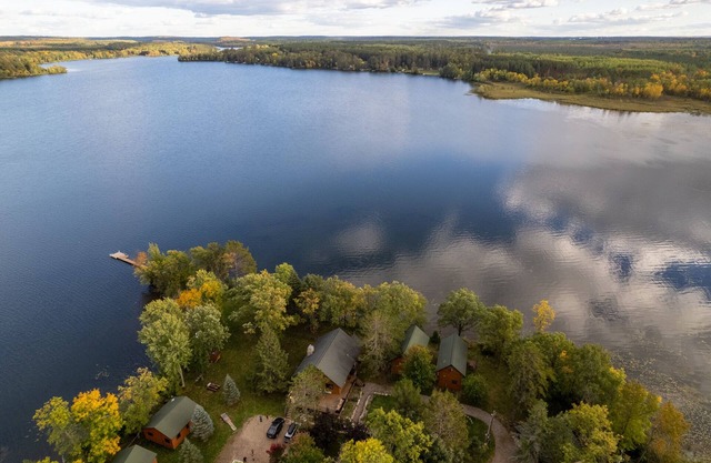 Acogedora cabaña en una península privada en Prairie Lake - Cabaña 2