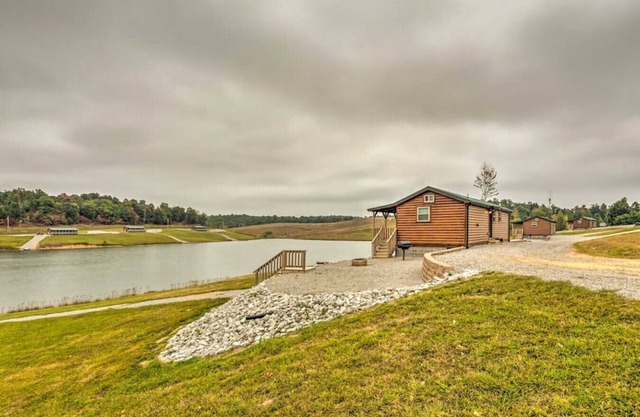 Mammoth Cave Cabin Rentals 7 - 12.8 miles from Mammoth Cave National Park