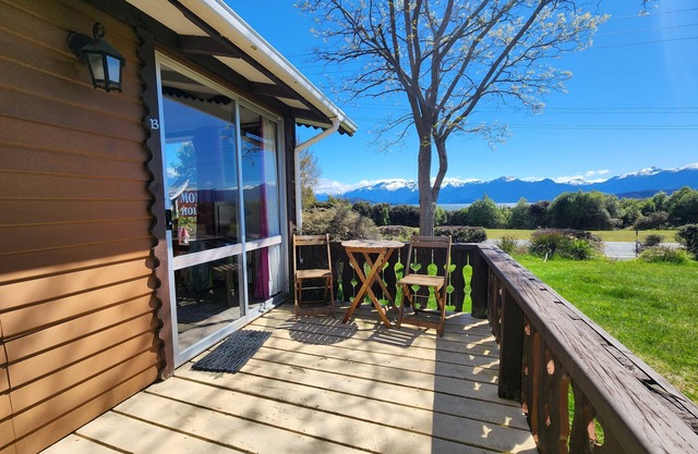 Manapouri Holiday Park