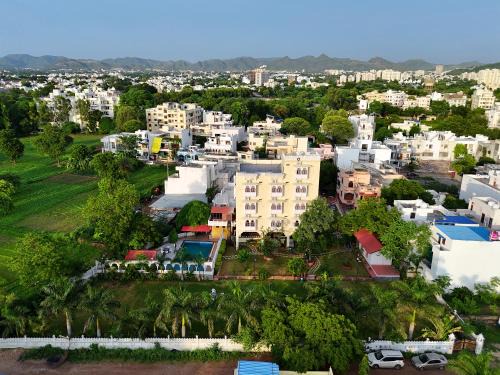 Manas Resort By Rudrakshi