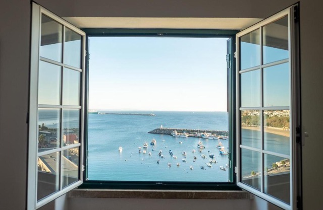 Manas Slowliving - Sines