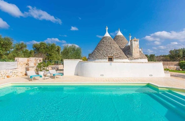 Trullo en alquiler cerca de impresionante mar - 5 conos - Precios todo incluido