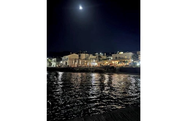 Mandora's Sea view apartment