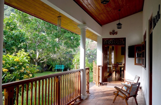 Manel Guesthouse