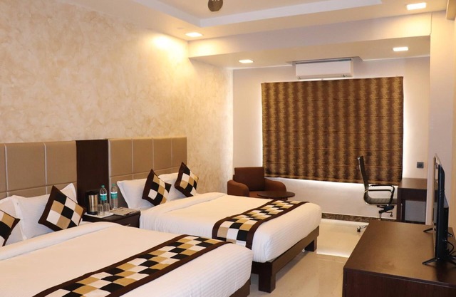 Mangal Grand Hotel