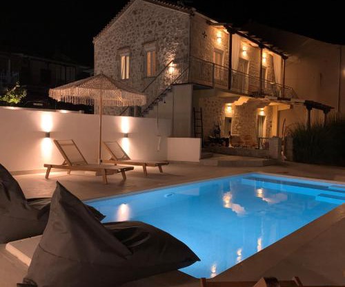 Mangata suites homes private pools