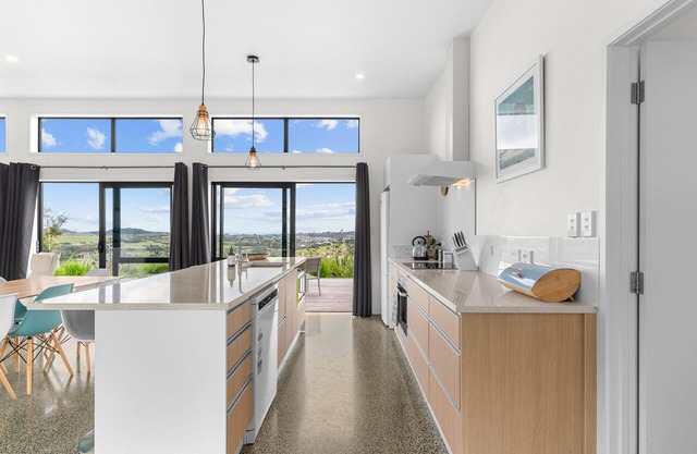 Mangawhai Magic - Mangawhai Heads Holiday Home