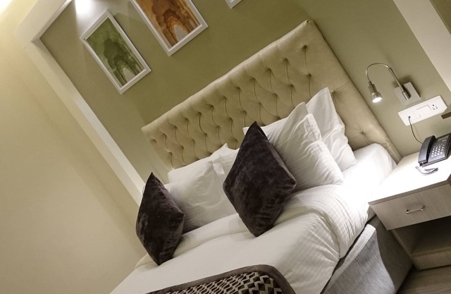 Mango Hotels Naveen