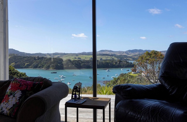 Mangonui Ridge Retreat