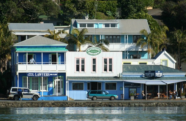 Mangonui Waterfront Apartments Motel