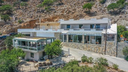 Manias Seaview Apartments