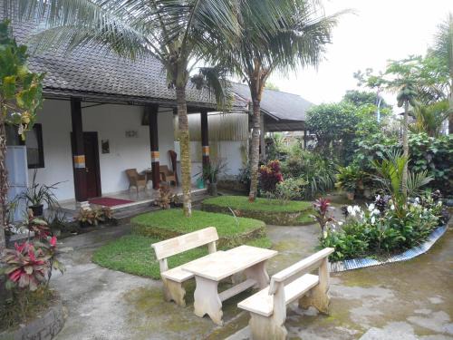 Manik Villa Besakih