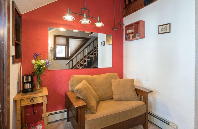 Manitou Lodge 11 by Alpine Lodging Telluride