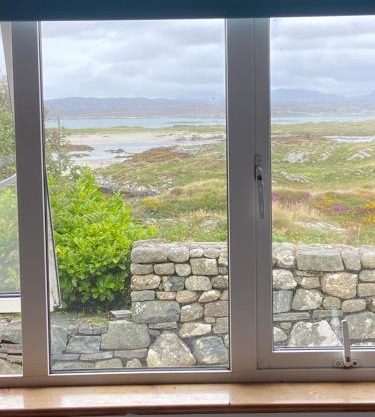 Mannin Beach View House
