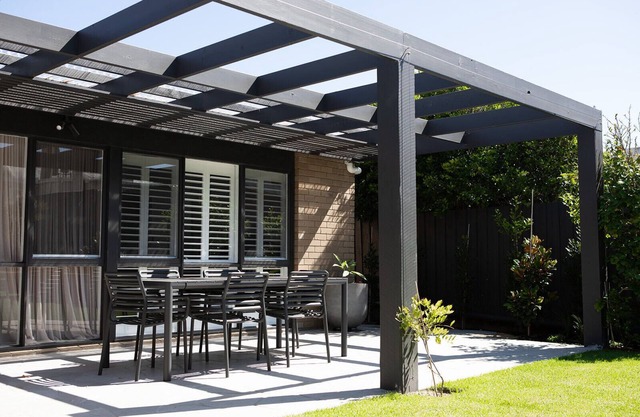 Manor Brighton Beach - Breezy, light and newly renovated - 200m from the beach