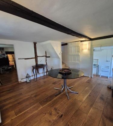 Manor Cottage