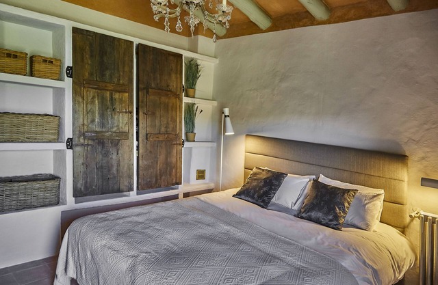 Manor House at Masia Nur Sitges ( adults only, very stylisch) )