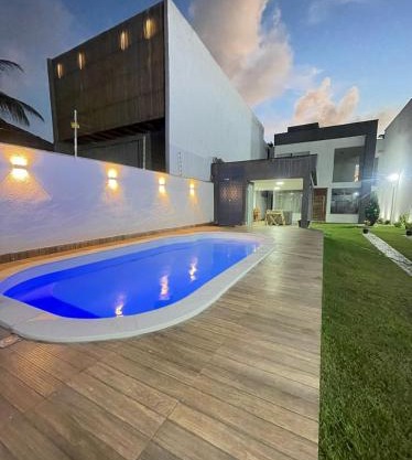 Mansão Climatizada com piscina e churrasqueira
