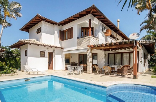 Mansion with 7 rooms Jurerê Internacional