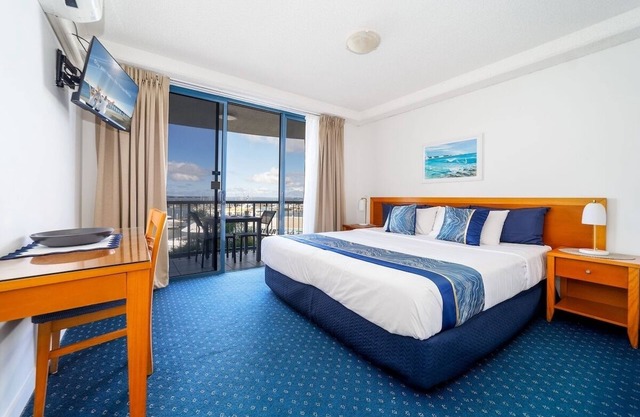 Mantra Marina Hotel Room