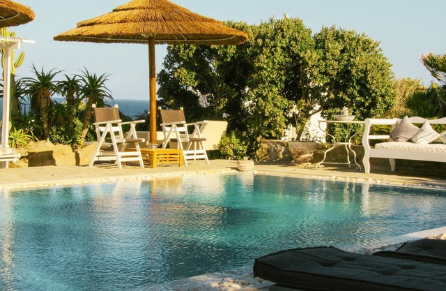 Manu Mykonos Beach Villas & Bungalows