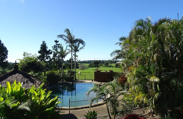 Manuka Getaway with Log Fire & Gourmet Breakfast