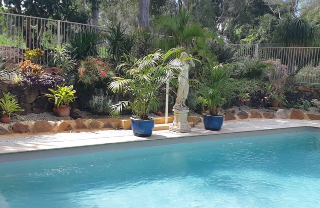 Mapleton Peaceful Provence BnB