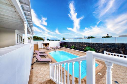 Mar Azul Puerto Calero - Private Pool and BBQ By Lanzarote Vacation Homes