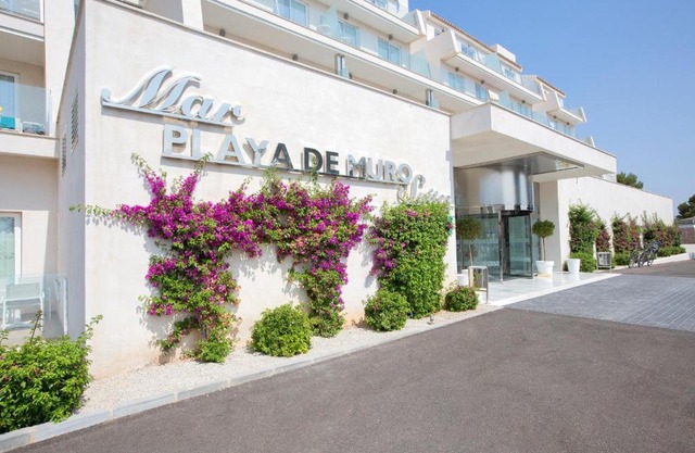 Mar Hotels Playa de Muro Suites