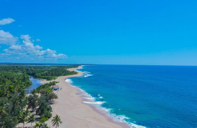 Marakolliya Beach Resort