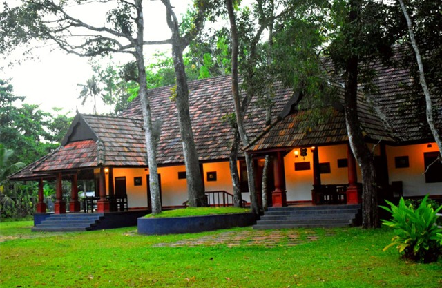Marari Beach Palace