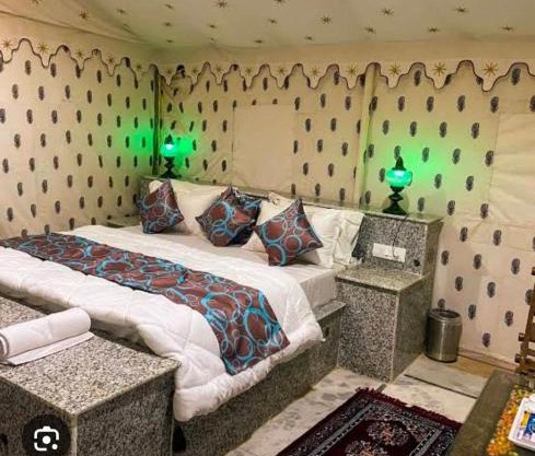 Marathi desert camp
