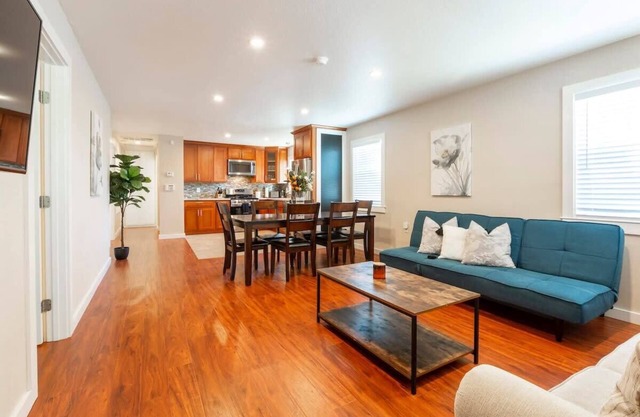 @ Marbella Lane-Spacious 5BR Ideal for Biz & Families in SJ