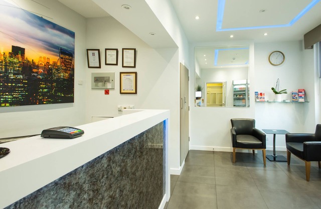 Marble Arch Inn Hotel