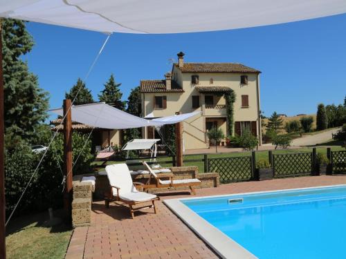 Marche family home w Pool