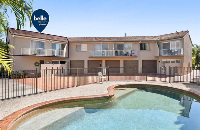 Marcoola Breeze - two bedroom unit footsteps to the patrolled beaches of Marcoola