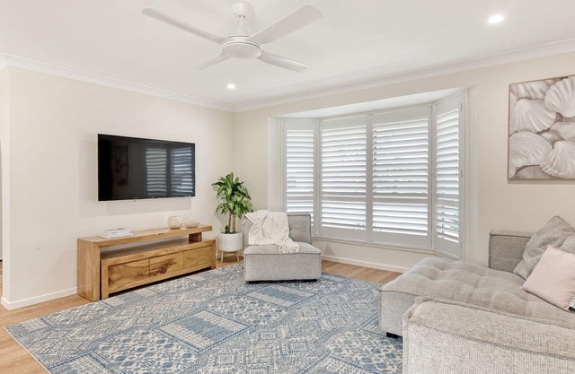 Margarita - a relaxed four bedroom family home overlooking the reserve