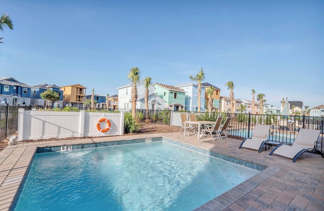 Margaritaville Cottage, Private Pool, Near Disney!