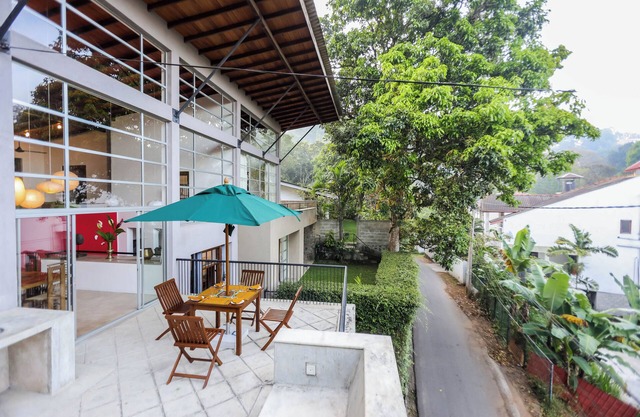 Margossa Residence Kandy
