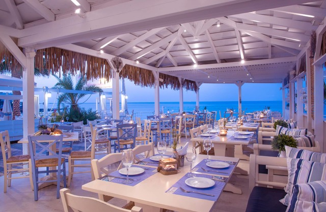 MARI KRISTIN Beach Hotel - Adults Only