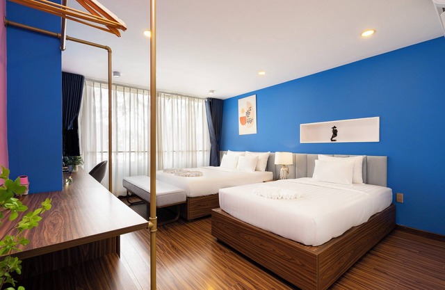 Tago Central Hotel