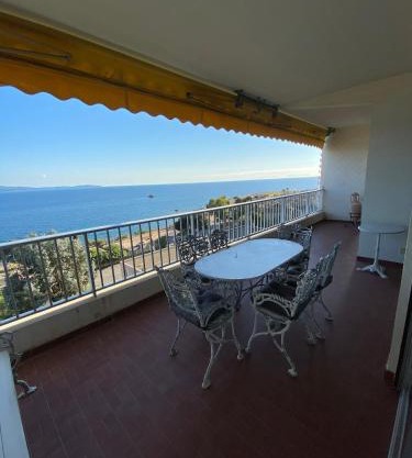 Maria - 3BR Terrace Panoramic sea view - by TGB
