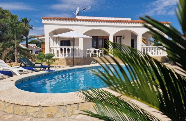 "Marianna"@MARISOL: 310m a la playa, piscina privada, A/C, WiFi, playa para perros.