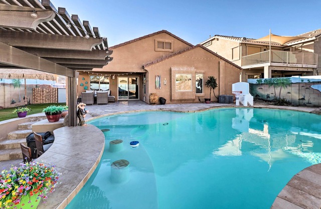Maricopa Home w/ Swim-Up Bar, Heated Pool & Slide