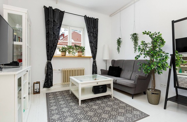Mariensztat Warsaw by Renters