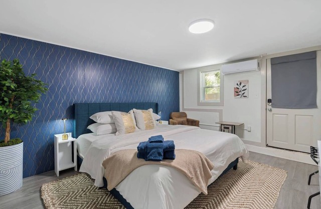 Marietta Square Suites - Suite3 - Cozy Studio!